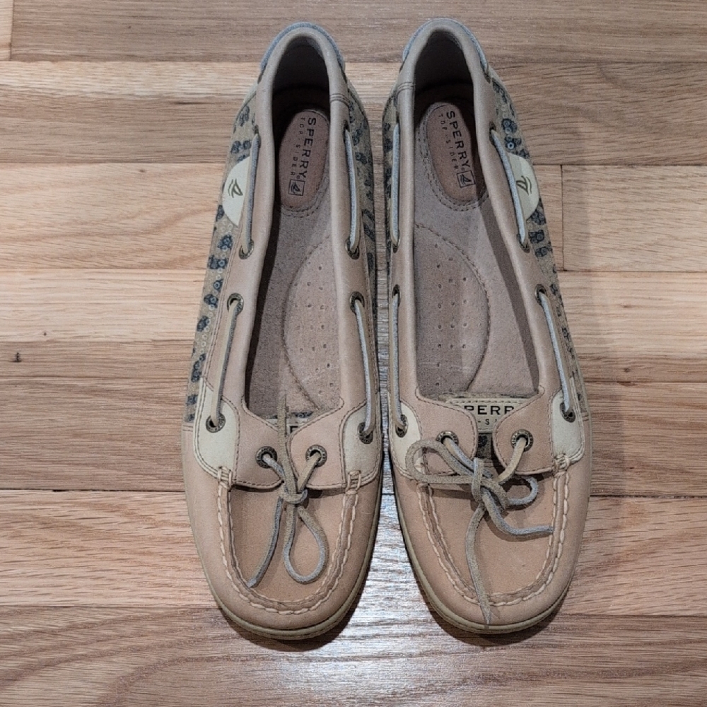 Sperry Women's Tan and Navy Loafers